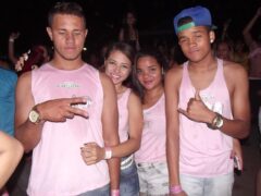 Oktober 10 Anos